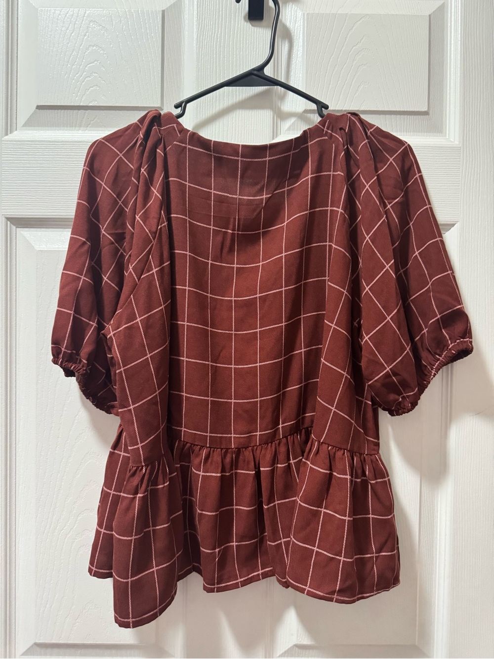 LC Lauren Conrad Burgundy Windowpane Peplum Blouse with Puff Sleeves - Picture 6 of 6